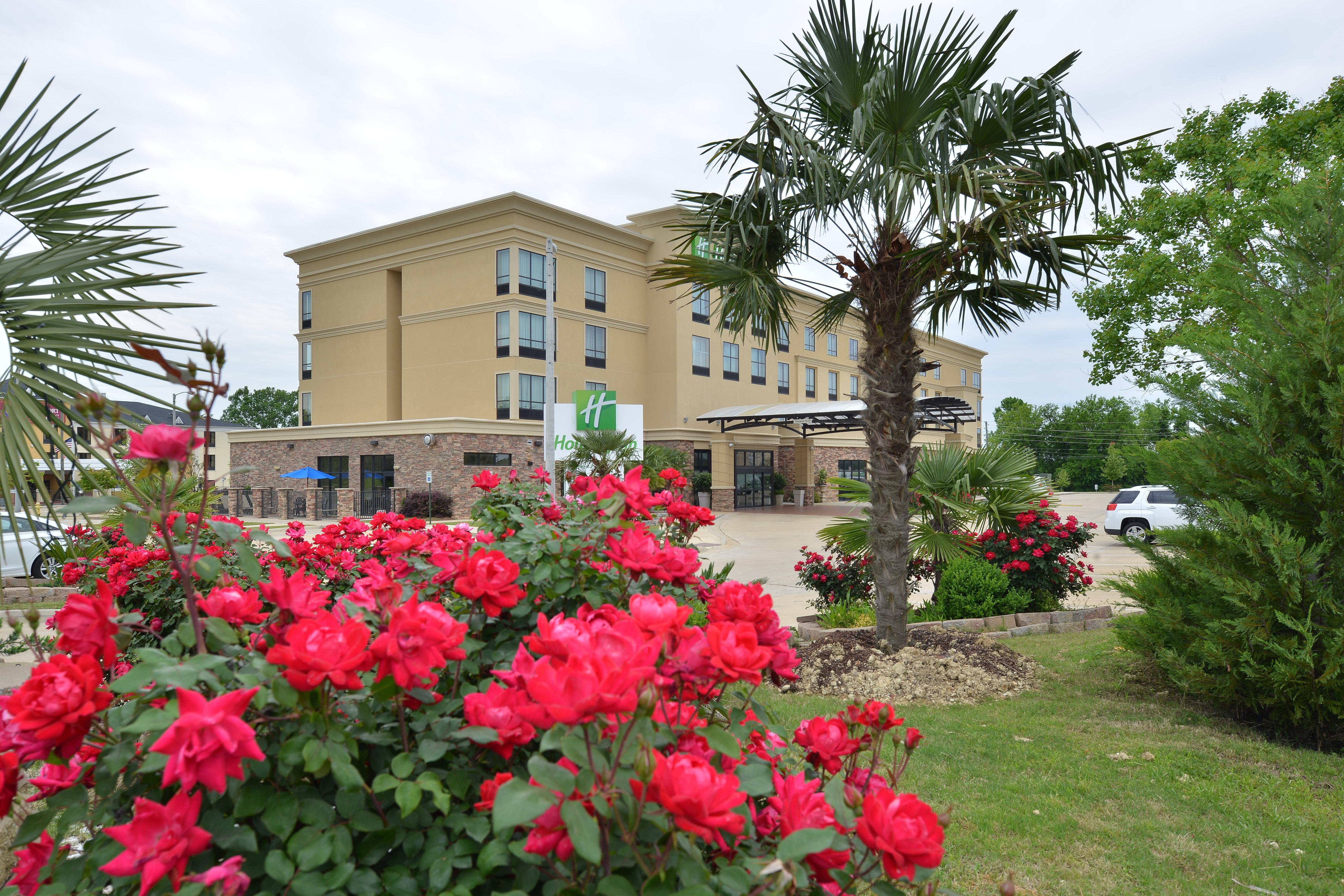 Holiday Inn Montgomery South Airport By Ihg Hope Hull Exterior photo