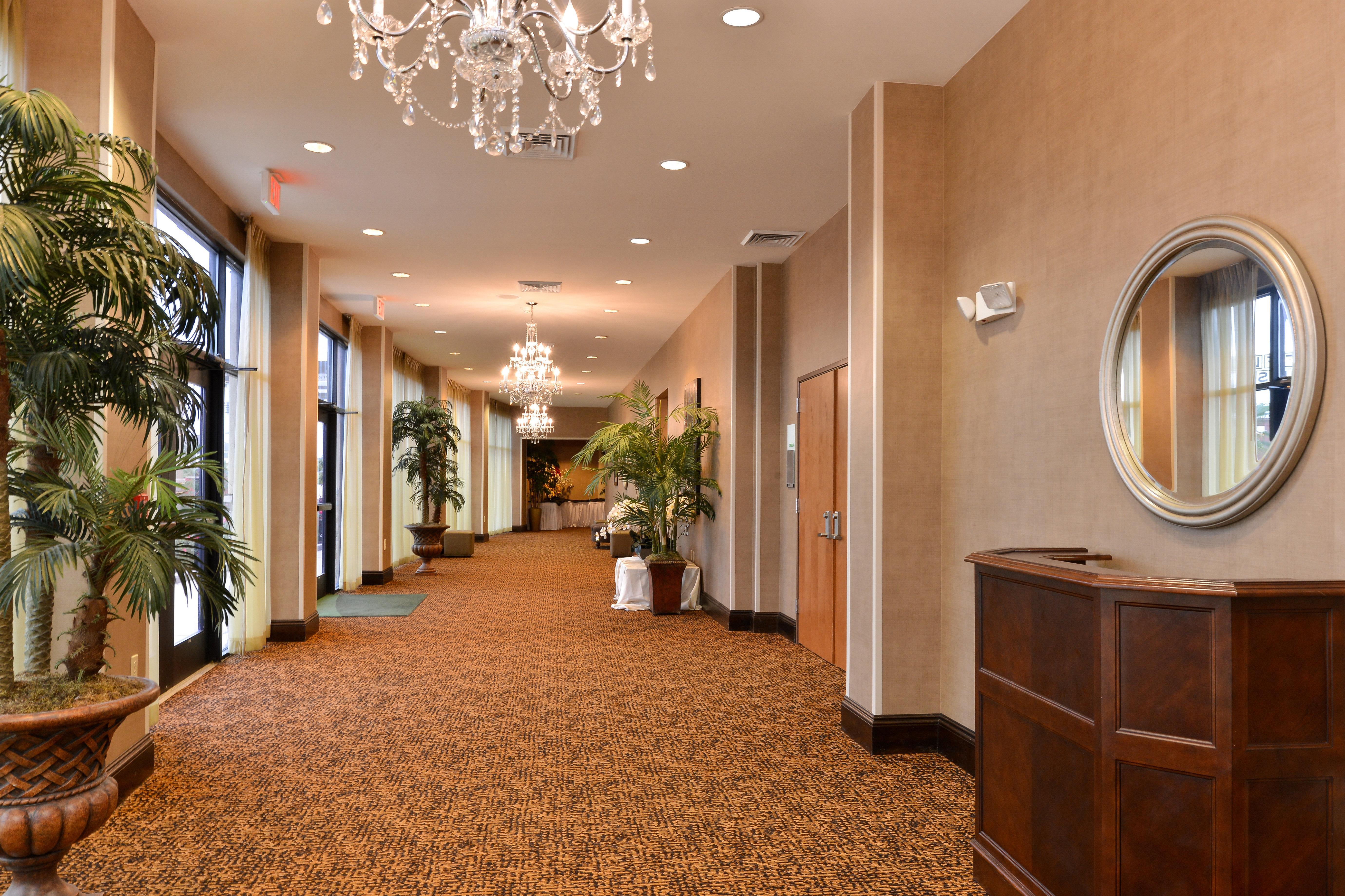 Holiday Inn Montgomery South Airport By Ihg Hope Hull Exterior photo