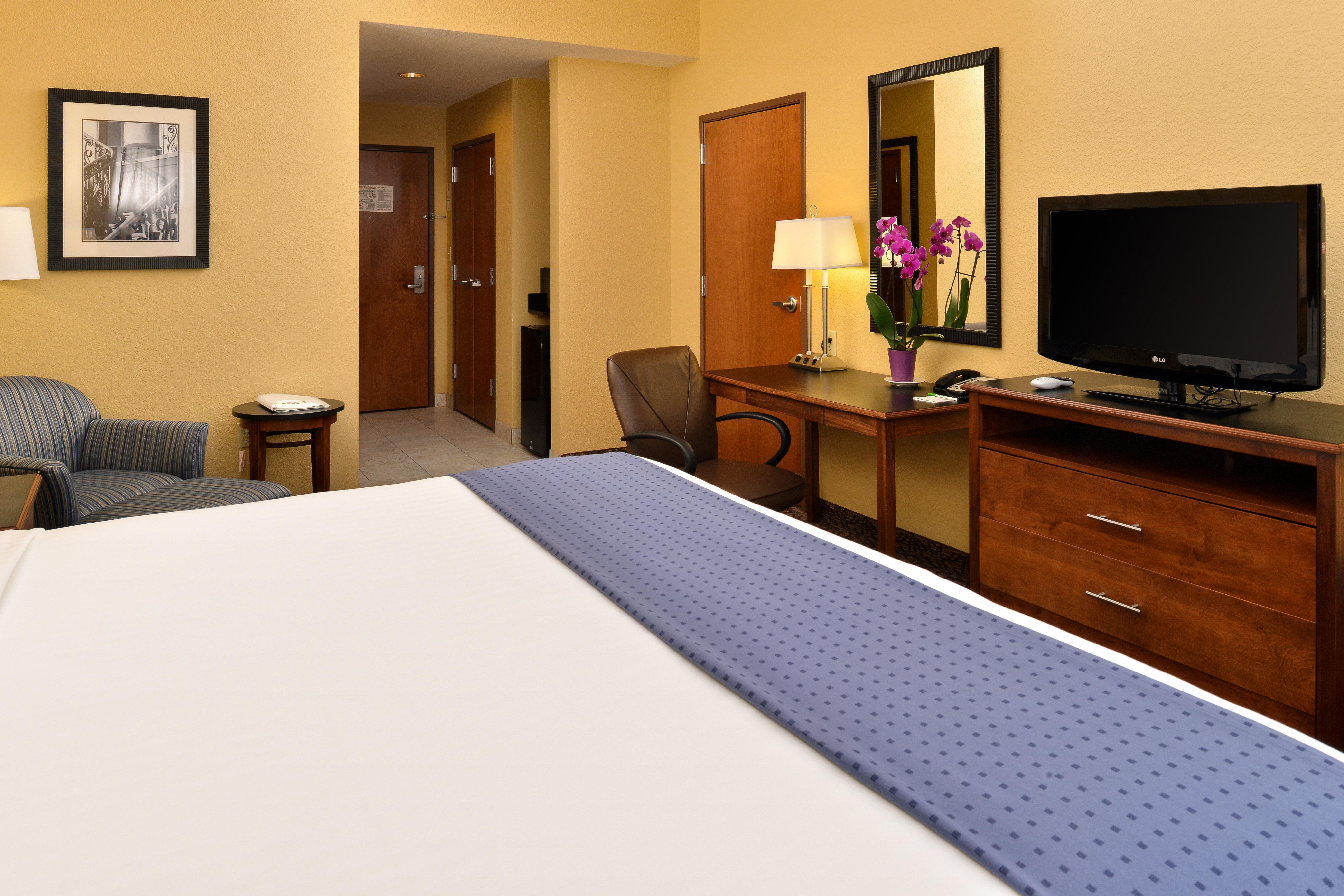 Holiday Inn Montgomery South Airport By Ihg Hope Hull Exterior photo